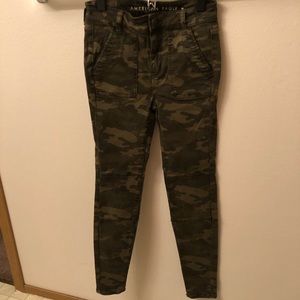 Size 0 American Eagle Jeggings